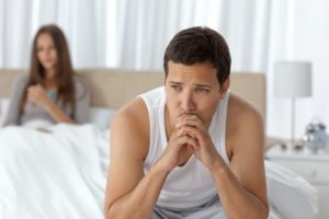 בעיות בתפקוד המיני בשל חשש לפגוע בבת הזוג